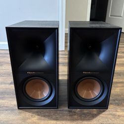 Klipsch R-60M Bookshelf Speakers – High-Performance Sound, 6.5” Woofers, Tractrix Horn, Deep Bass