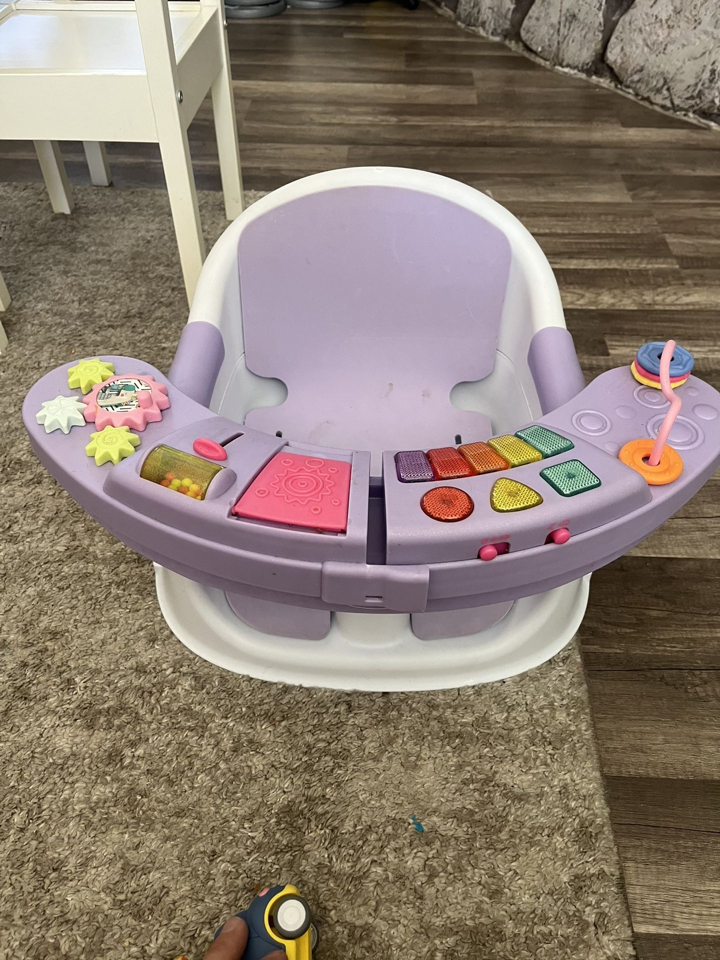 Infantino Baby Chair