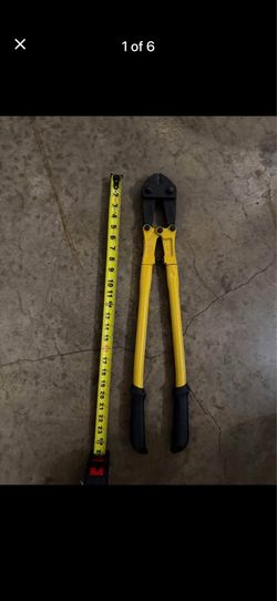 Bolt cutters