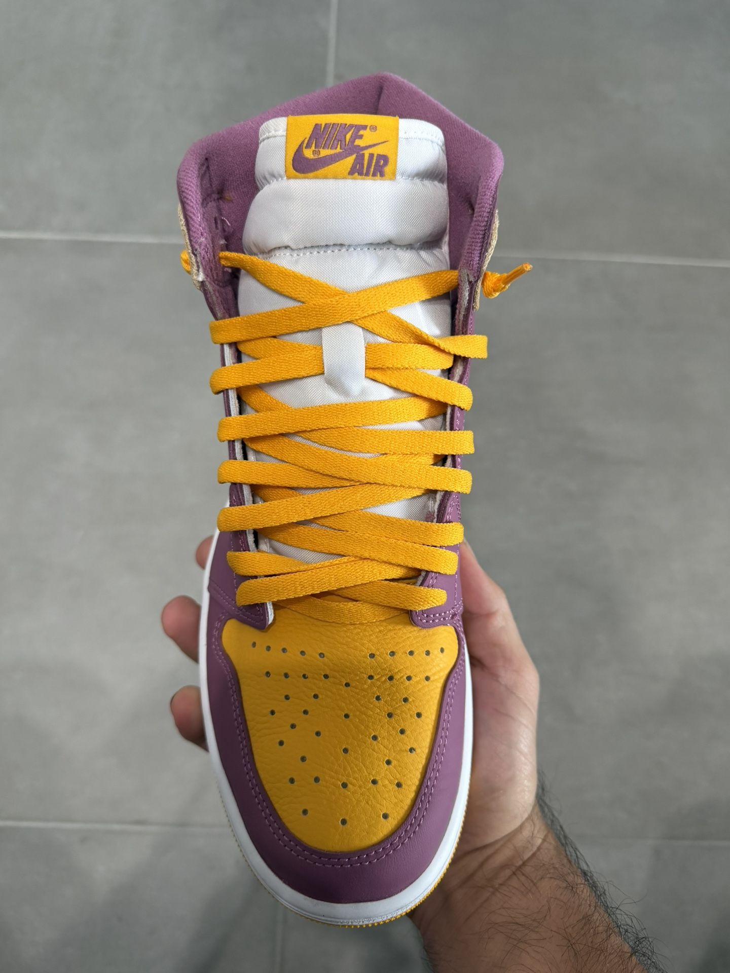 Air Jordan 1 “Brotherhood”