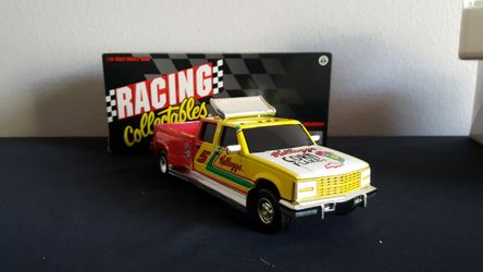 NASCAR Diecast specialty truck fully functional 1 24 scale