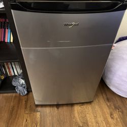 Like-New Whirlpool 4.3 cu ft Mini Fridge (Still Under Warranty!)