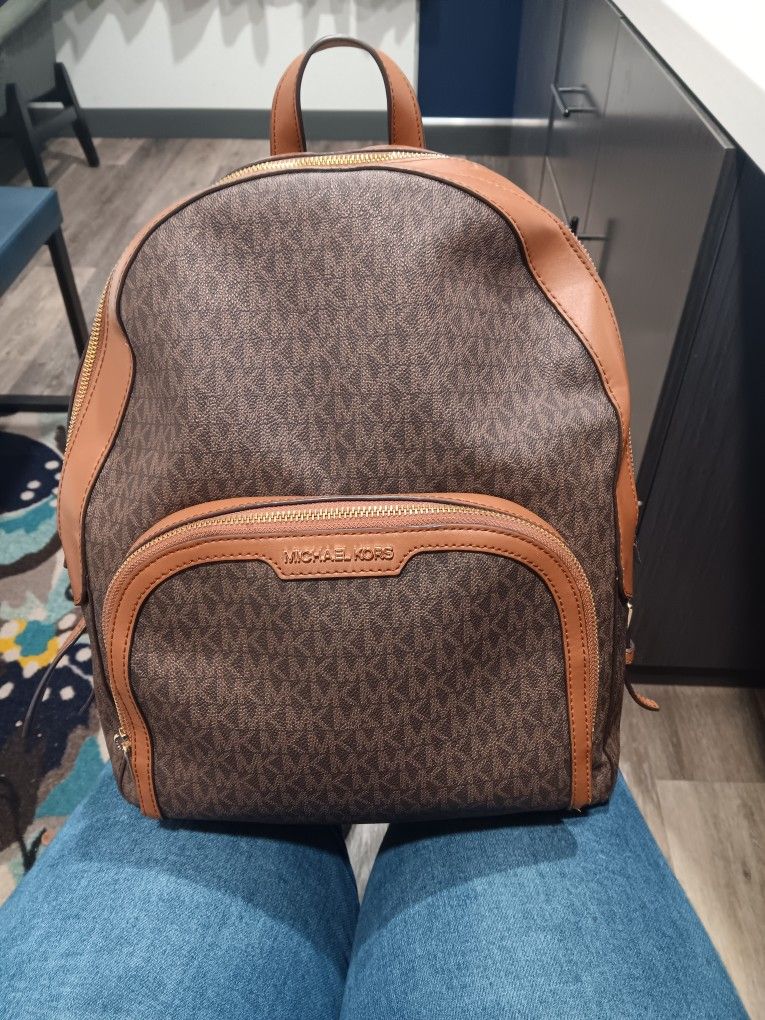 Michael Kors Jaycee Logo BACKPACK