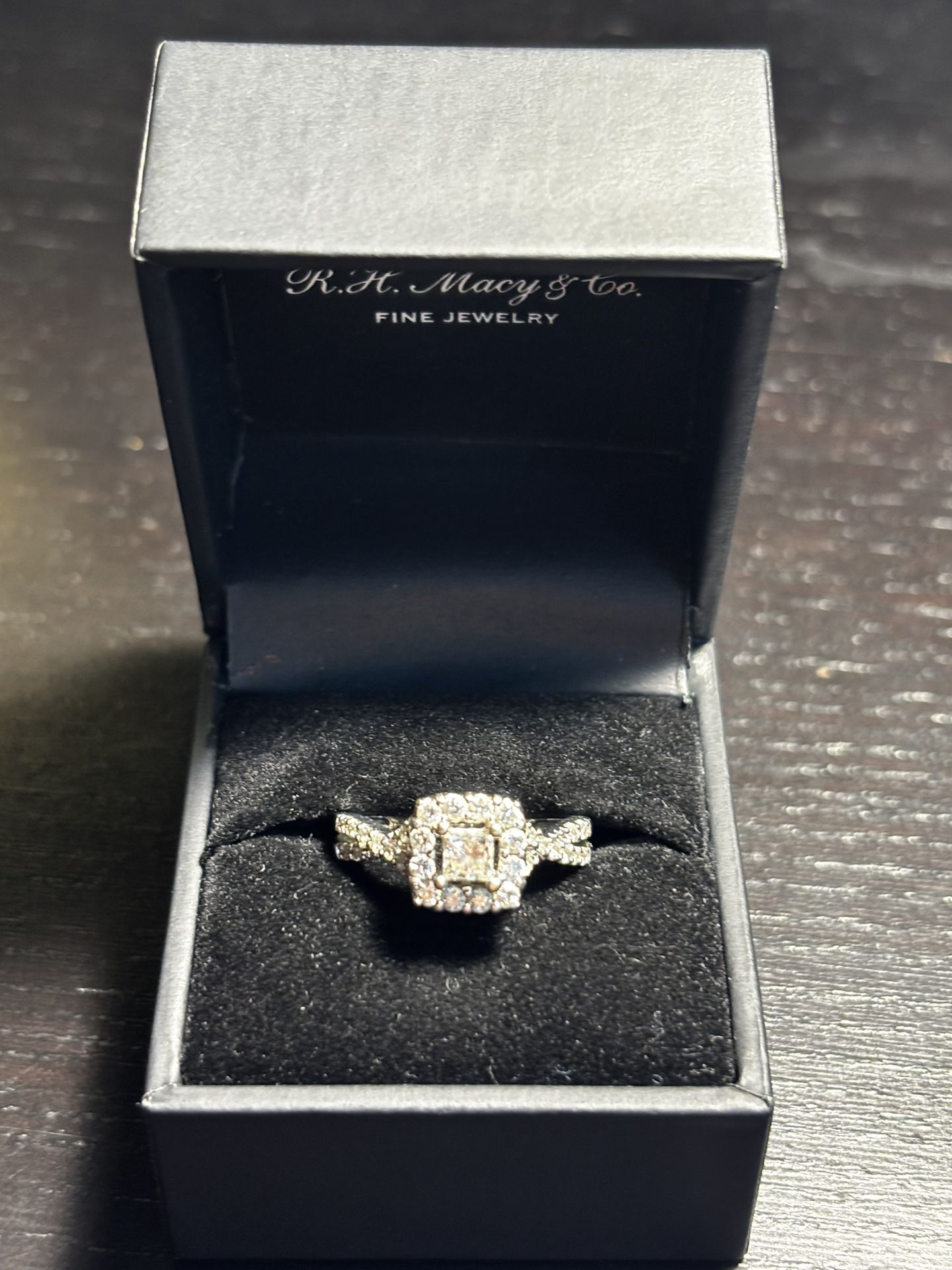 Diamond Engagement Ring 14k WG 35 Diamonds 7/8 CTTW