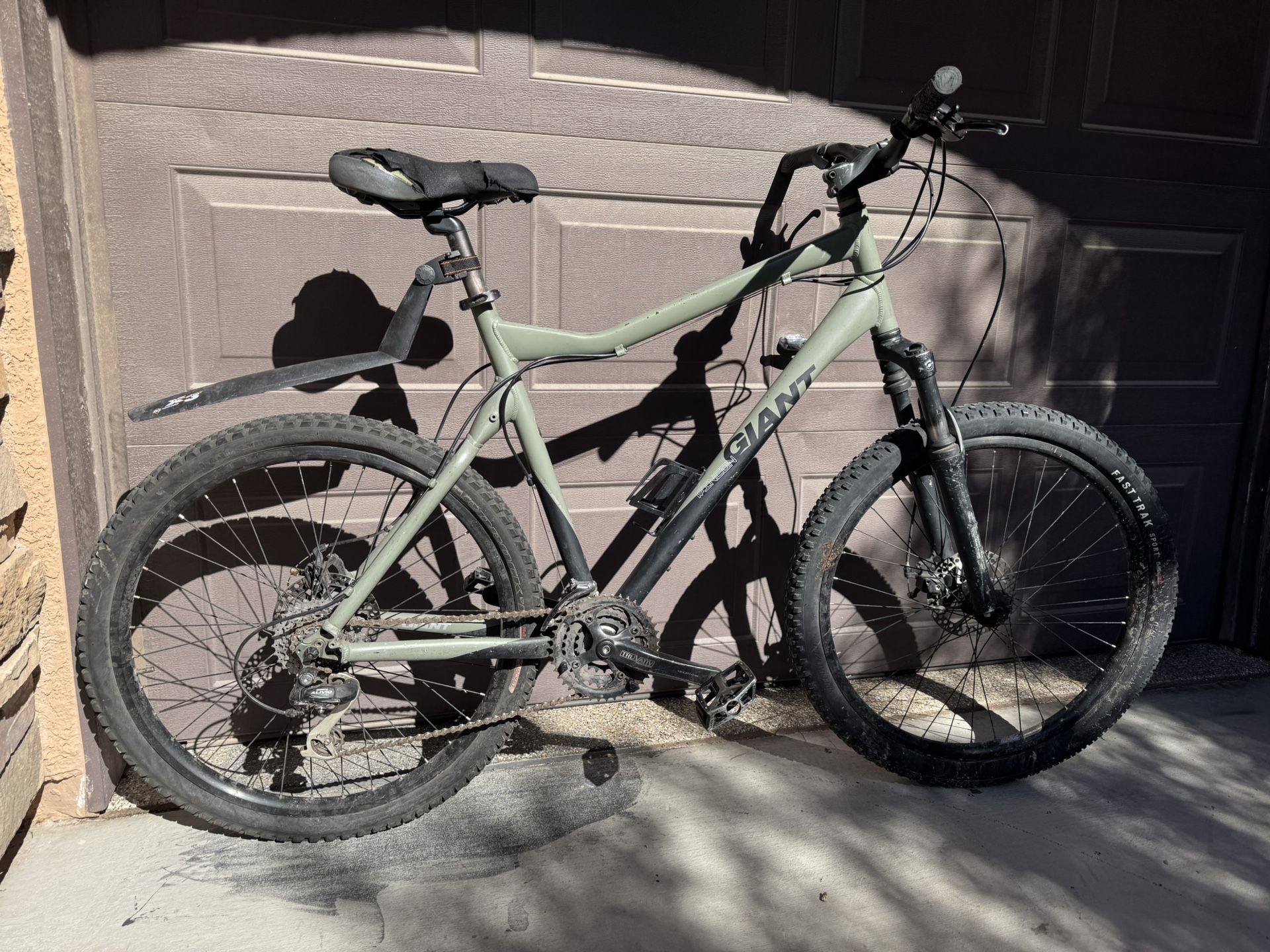 Giant Rincon Mountain Bike XL