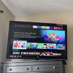 46-inch TV for sale. The only issue is that it doesn’t respond to the remote. Selling because we’ve upgraded to a new one.