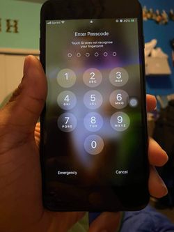 8+ $250 OBO UNLOCKED FEW CRACKS STILLS WORKS GREAT