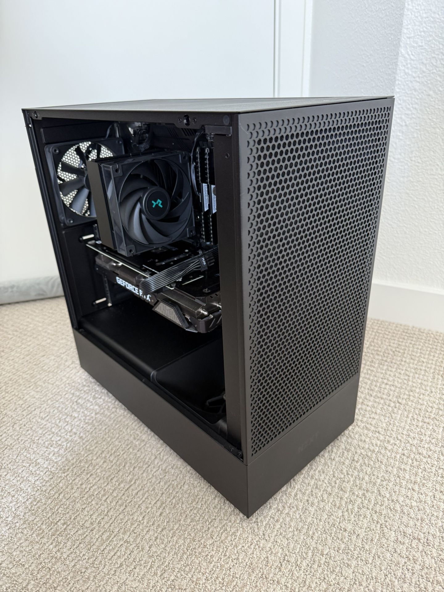 Gaming PC w/ 3060 & i5- 12600KF