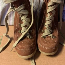 Boots Size 6