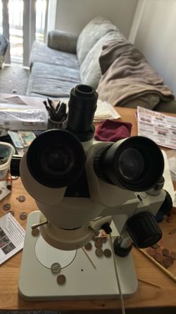 Stereo scope with 2 pr lenses