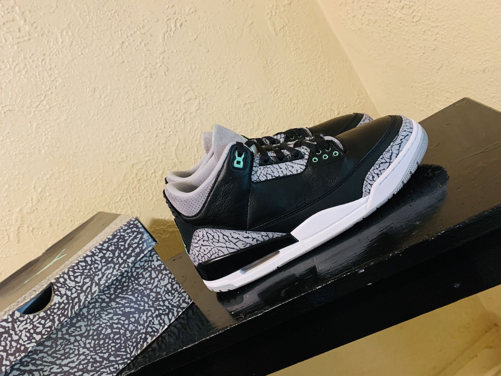 Air Jordan Retro 3