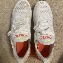 Nike Air Max 270 Women’s Size 9