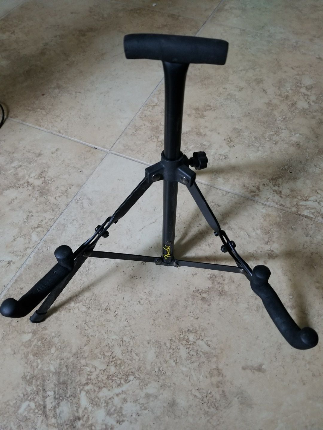Fender mini guitar or bass stand