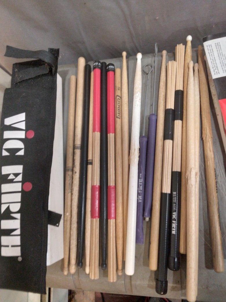 Drum Set Equipment