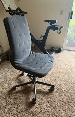 IKEA MULLFJÄLLET Conference Chair with Casters