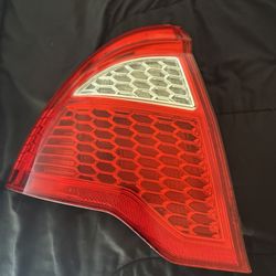 2011-2012 Ford Fusion Taillights Pair