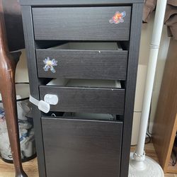 4 Drawer cabinet for storage