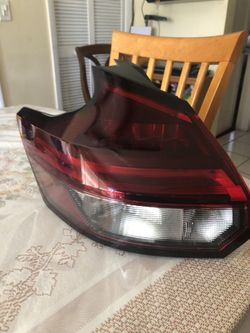 Nissan kicks Oem Taillight Drivers Rear