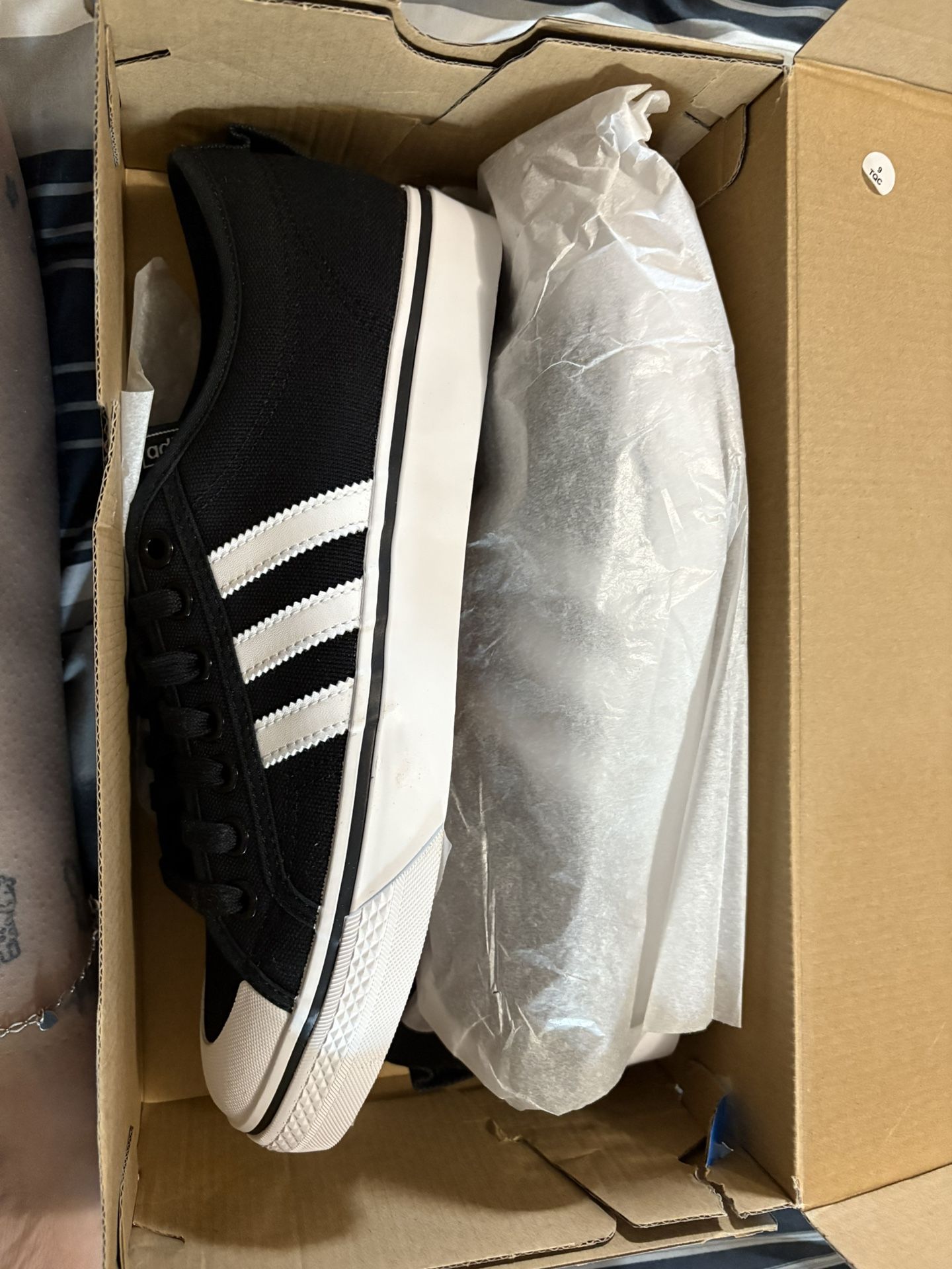 Men’s Adidas nizza