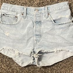Light Blue Levi Shorts 