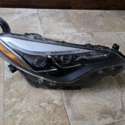 17 18 19 2017 2018 2019 TOYOTA COROLLA PASSENGER RIGHT HEADLIGHT FULL LED OEM