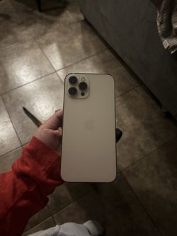 Iphone - hardly used.