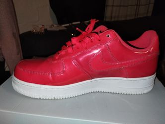Siren Red Nike