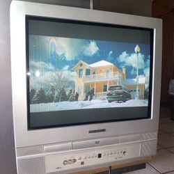 Magnavox 20in dvd combo crt tv