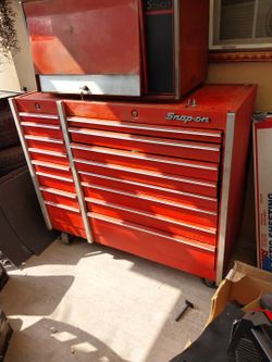 Vintage SNAP ON TOOL BOX