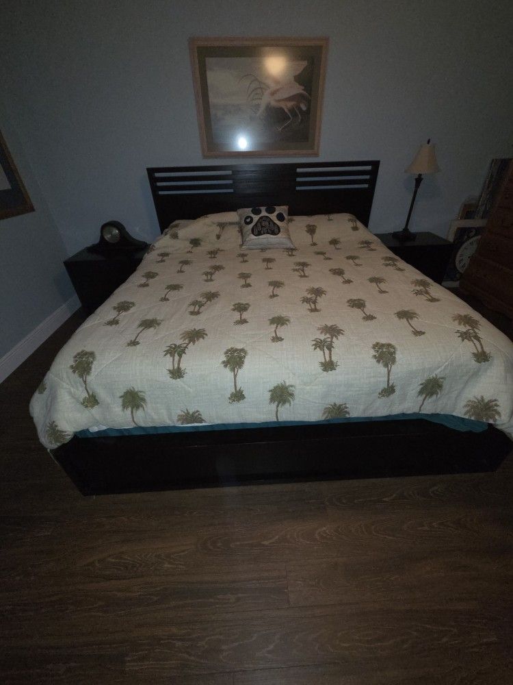 King Frame and 2 night stands
King mattress and box spring