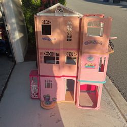 Barbie Dream House