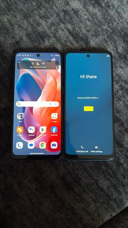 2 Motorola Androids