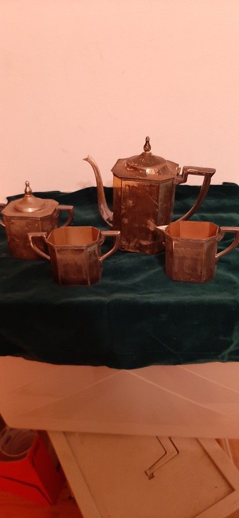 Art Deco SILO Quadruple Silver Plate 5 piece Set