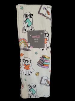 Booville Ghost Blanket 60x70in
