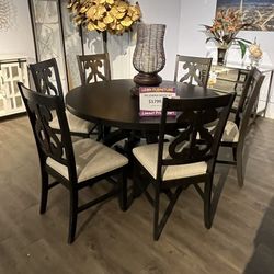 7pc Dining Room Set