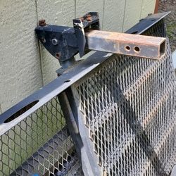 Use Trailer Hitch Ramp