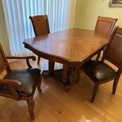 Kitchen Table 4 Chairs