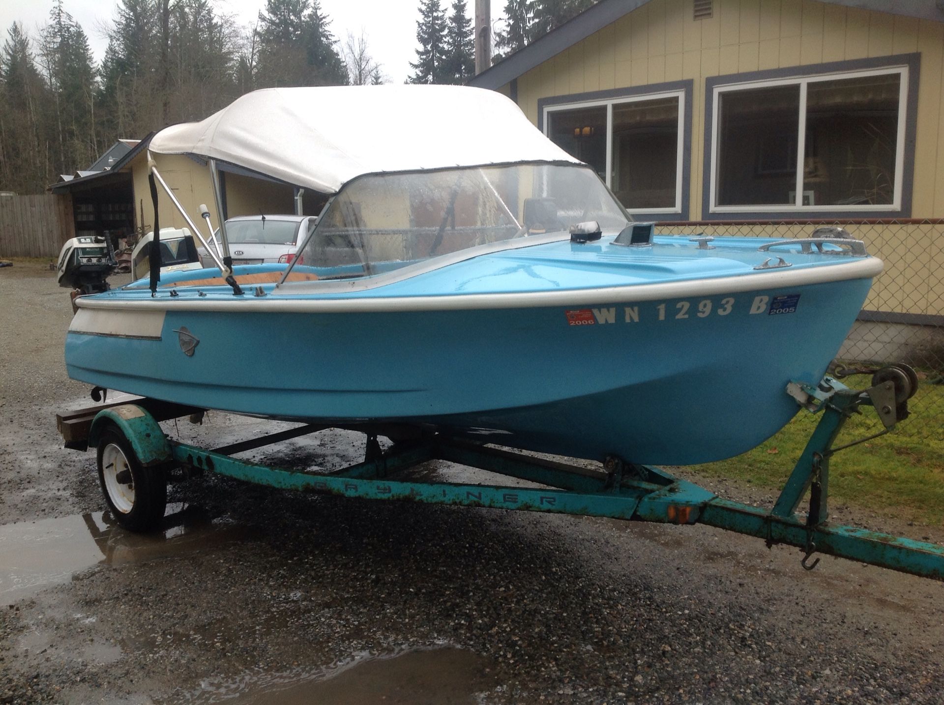 1958 15' DORSETT RUNABOUT FIBERGLASS BOAT WITH TWO OUTBOARD MOTORS AND TRAILER!