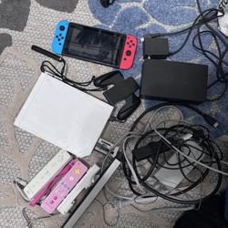 Nintendo Switch w Factory accessories 
