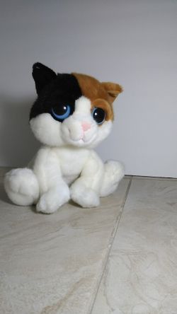 Cat plushie