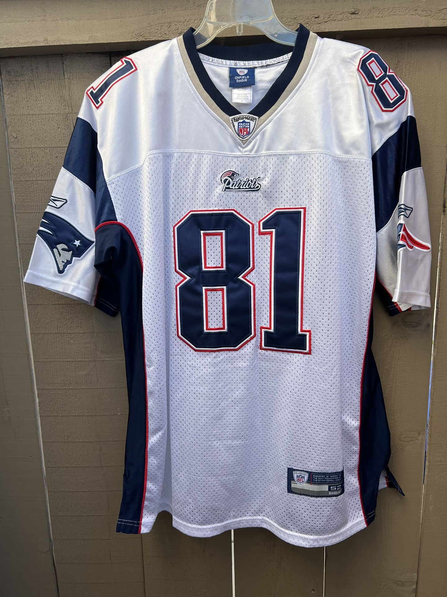 Vintage Aaron Hernandez #81 New England Patriots Stitched NFL Reebok Jersey 52