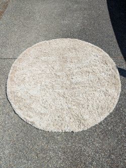 Open Box - 5' Round Light Beige Area Rug