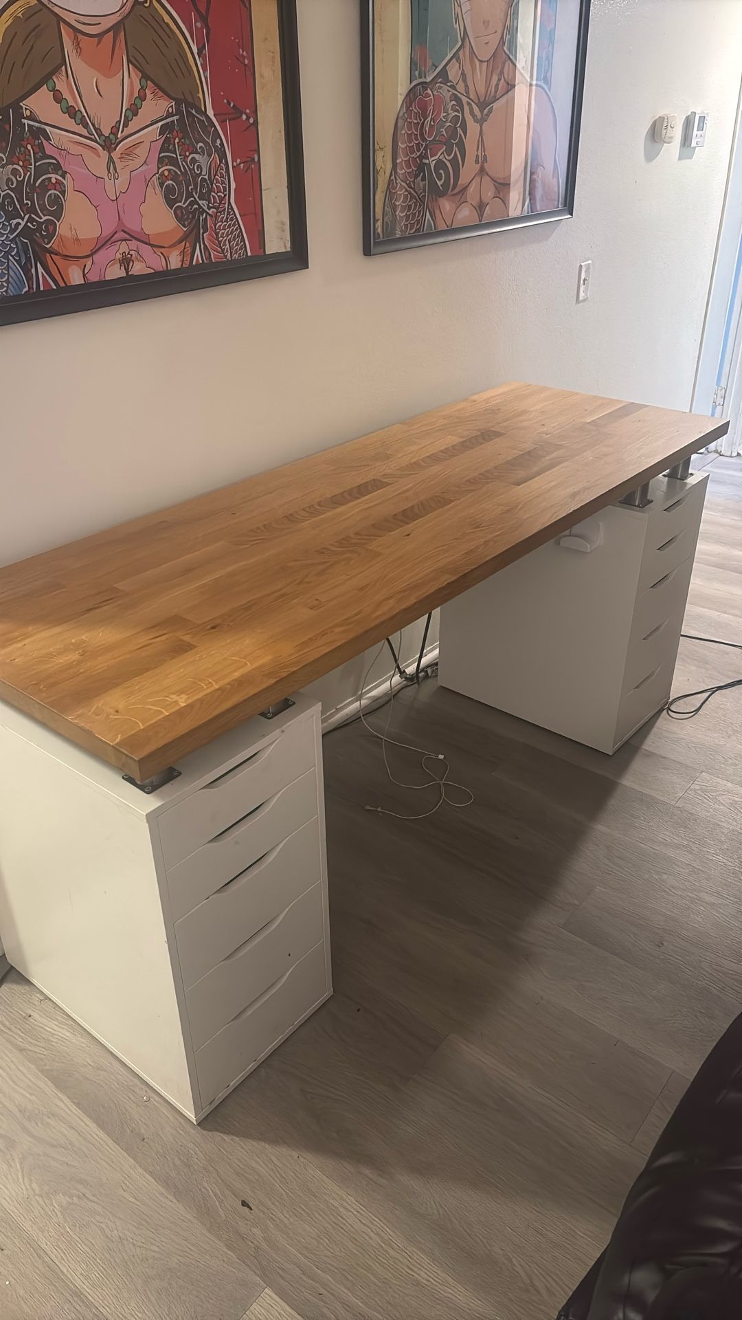 Table top desk