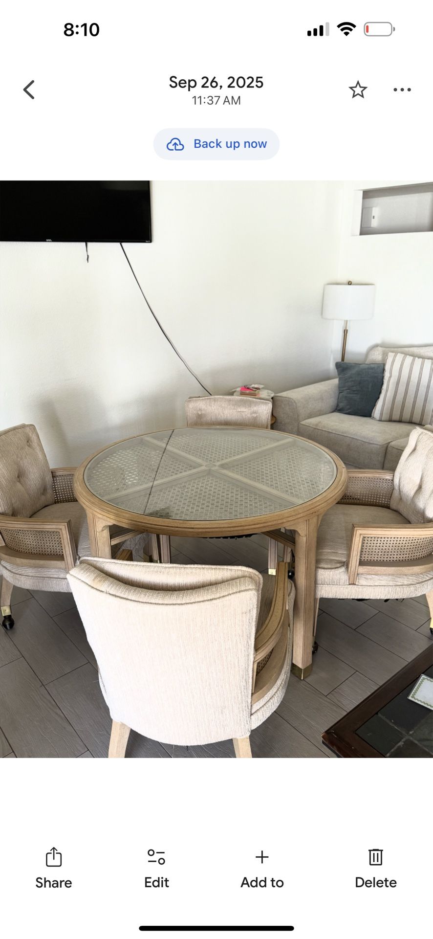 Kitchen Table & Chairs