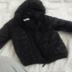 H&M Lightweight Puff Jacket Size Toddler 4-5y 