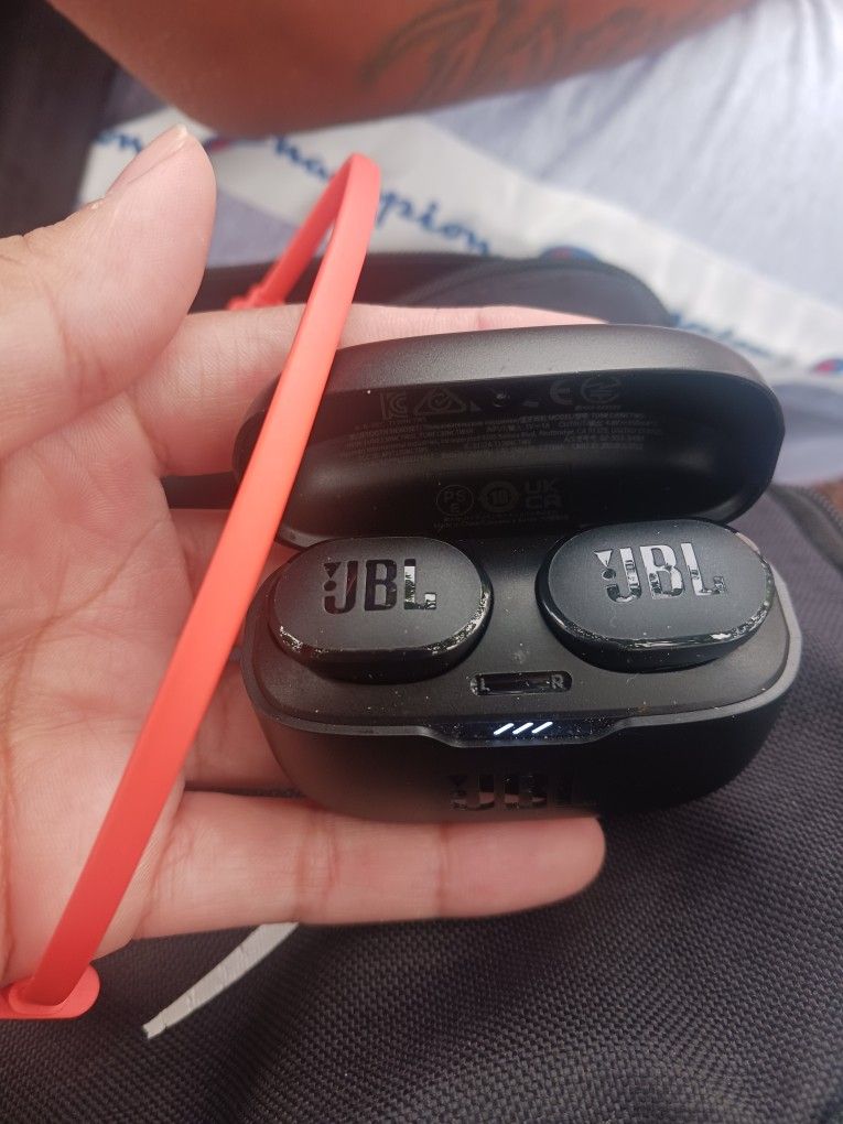 Jbl Bluetooth Head Phones