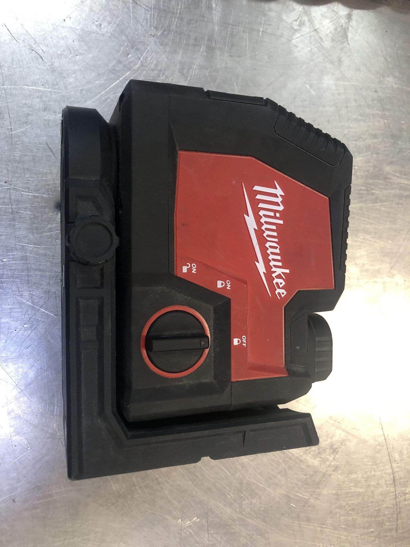 MILWAUKEE LASER