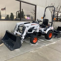 2024 Bobcat CT1021HST Sub-Compact Tractor with Loader & Box Scraper
