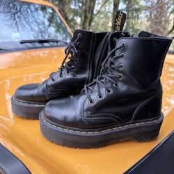 Dr. Martens Jadon Platform Boots – Women’s Size 6