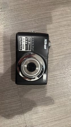 Nikon COOLPIX Digital Camera